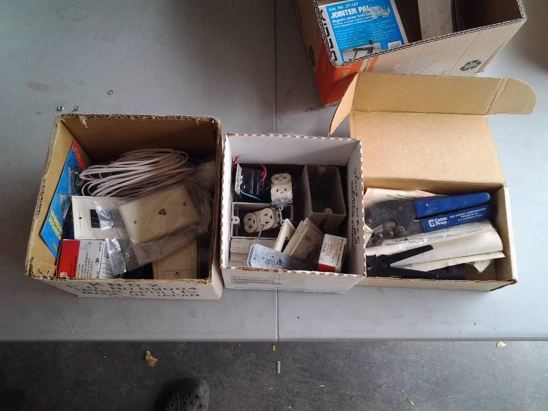 lot 75 image: Cable Crimpers, Electrical Related, Duplexes, Switch Covers, Phone Related