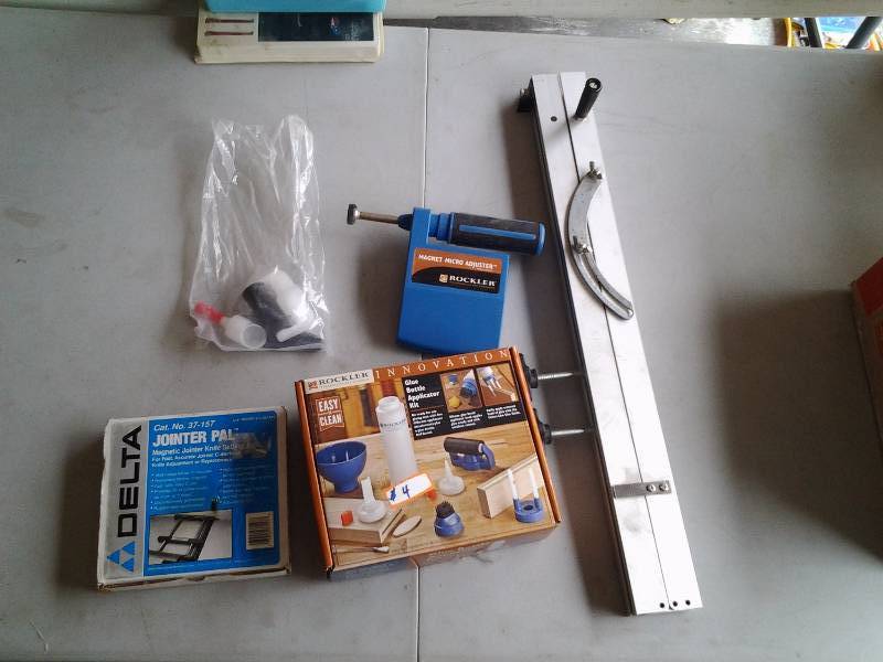 lot 79 image: Jointer Pal, Glue Bottle Application Kit, Custom Clamps