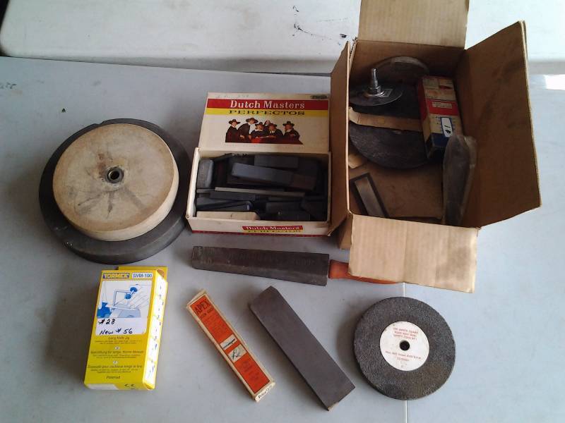 lot 82 image: Grinding Wheels, Sharpening Stones, Long Knife Jig