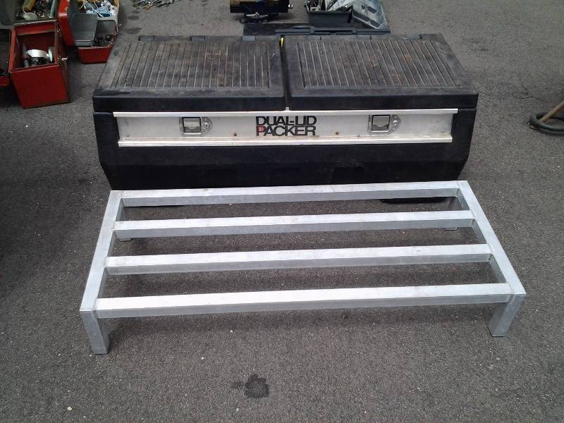 lot 110 image: Tool Box For Full Size Pick Up, Aluminum Dunnage RackStand