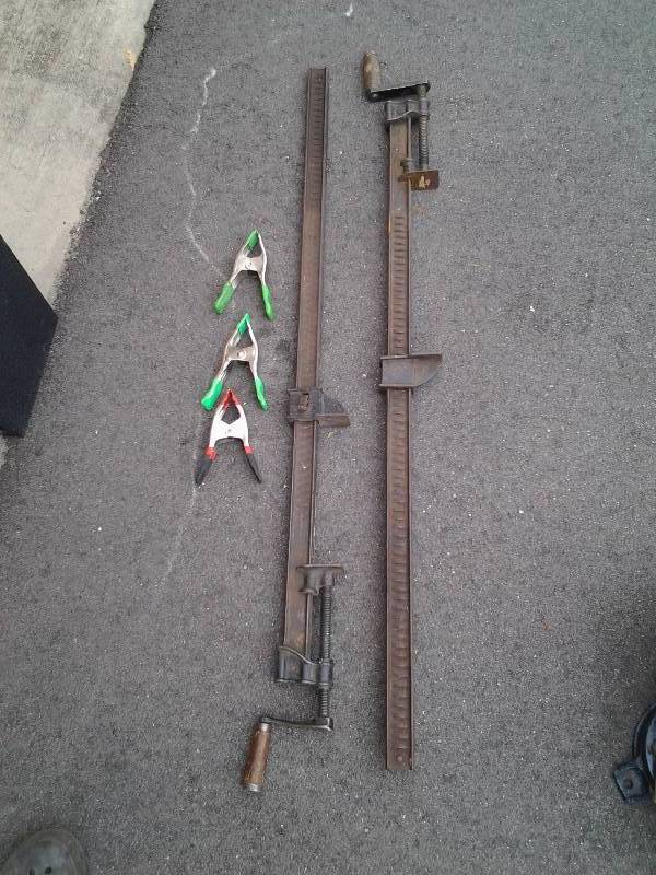 lot 123 image: 2-3 Foot Bar Clamps