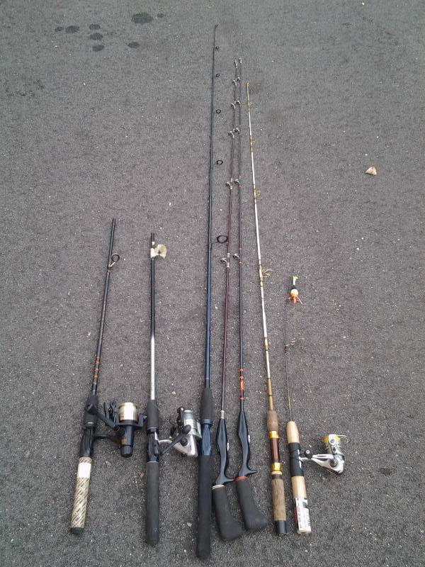 lot 125 image: 4-Assorted Fishing Rods, 3-Reels (With Broken Rods For Parts Or )