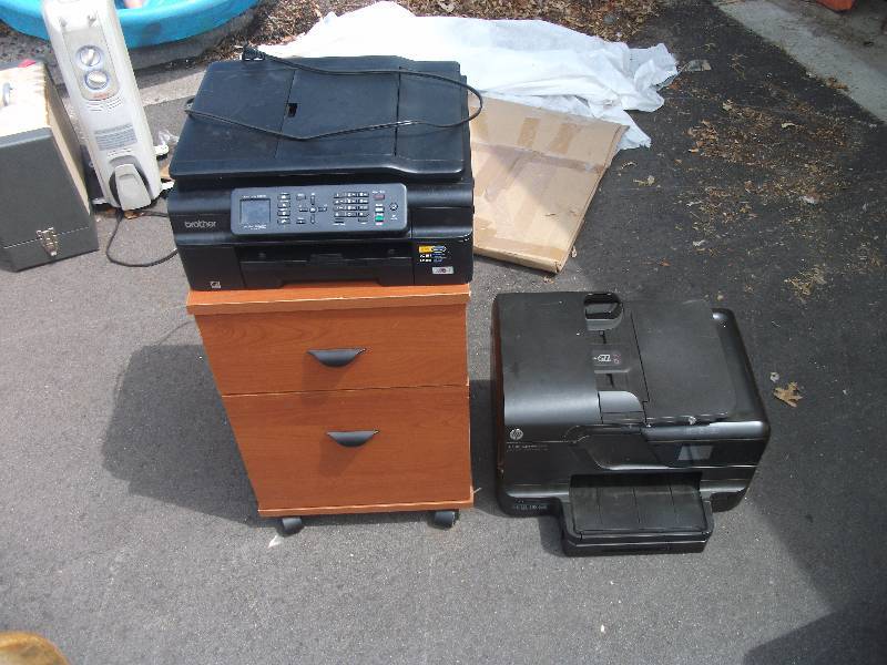 lot 6 image: HP 8600 PrinterScannerCopier, Brother PrinterScannerCopier, Rolling 2 Drawer Cabinet
