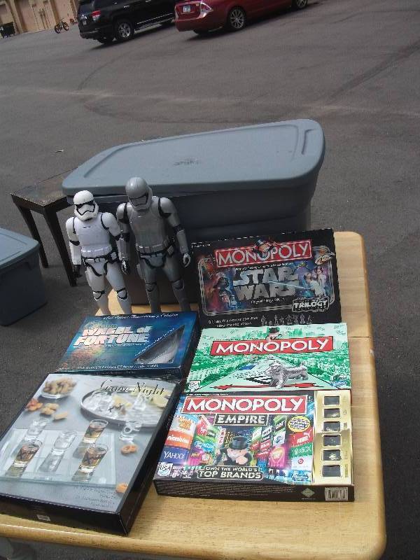 lot 15 image: 5-Board Games, 2-Star Wars Action Figures, Tote Bin With Lid