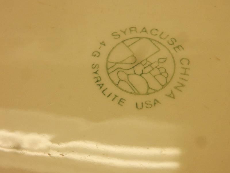 lot 161 image: 12, 12in x 10  12 in Syracuse 4G platters