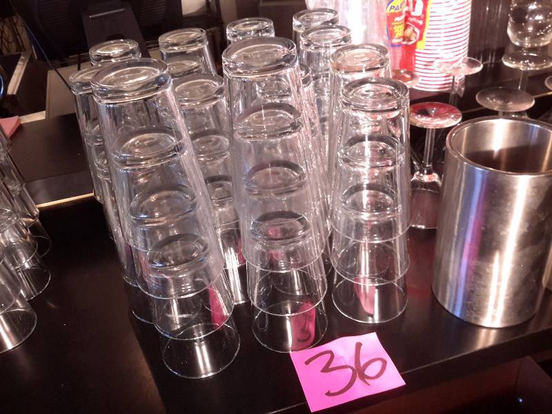 lot 36 image: 46 Pint Glasses