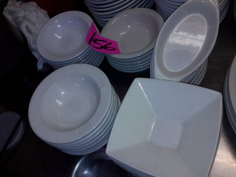 lot 156 image: Misc. Sizes and types of bowls..