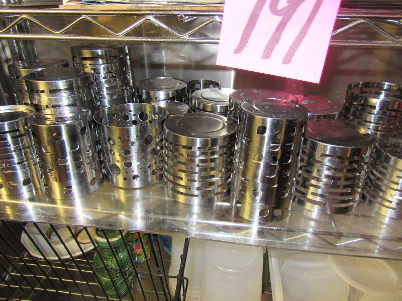lot 191 image: Everything on the shelves..