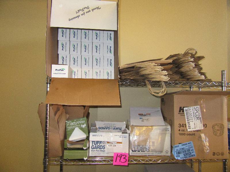 lot 193 image: lot of paper products.. You should be able to see the various types from the close up pictures