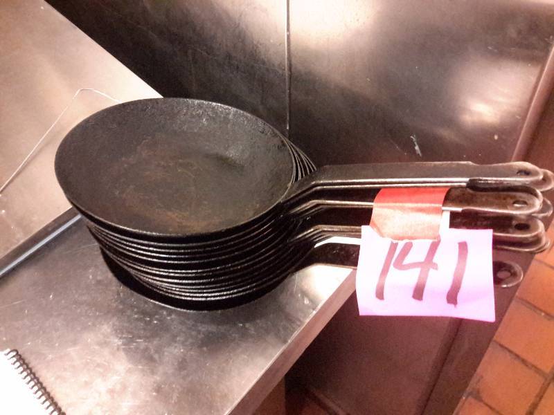 lot 141 image: 13, 9 in Frying pans
