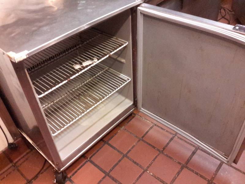 lot 1B image: Cold Storage Counter.. Victory..