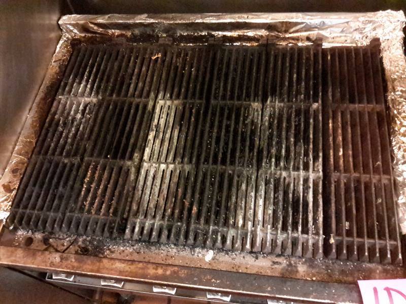 lot 1D image: Vulcan, Gas Grill..  Works well.. Stainless steel cart