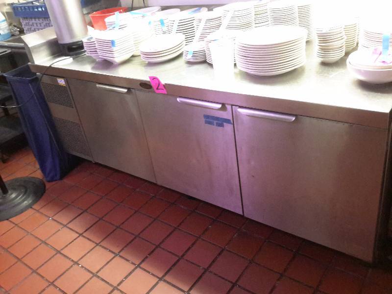 lot 2 image: Refrigerated Work bench with Back Splash.