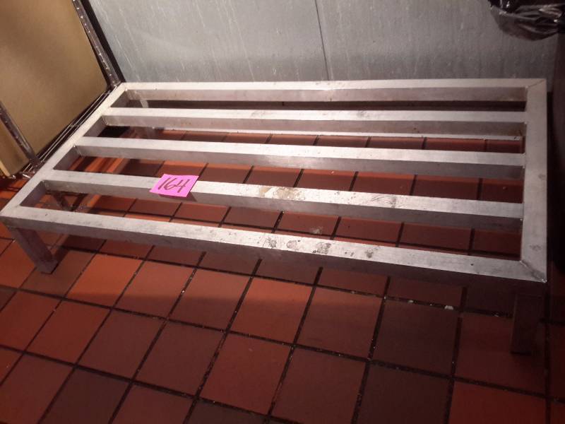 lot 164 image: Dunnage Rack  48 in x 24 in x 9in