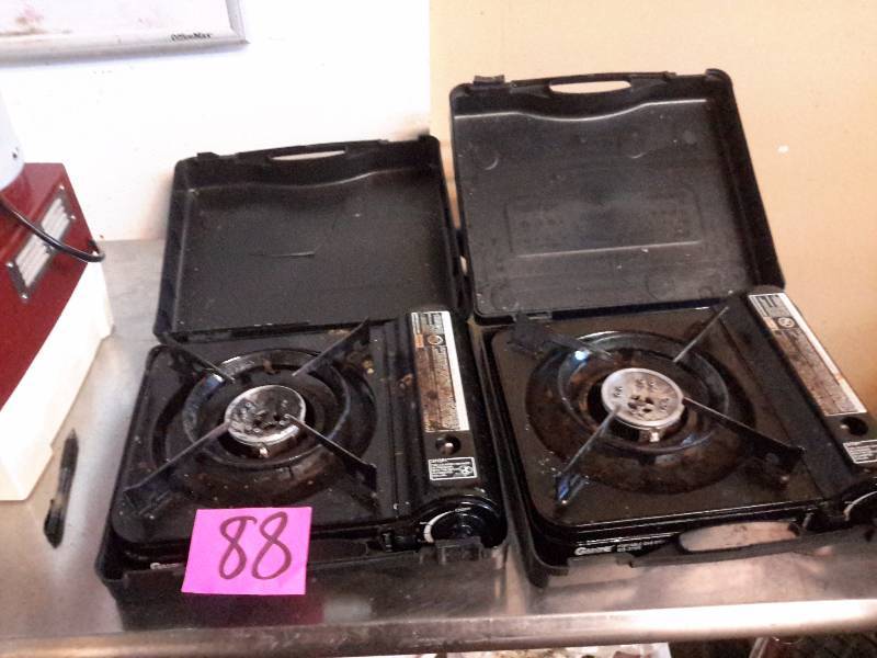 lot 88 image: 2 gas portable burners