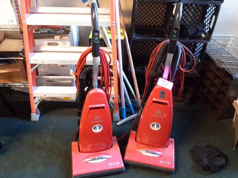 lot 91 image: 2 Riccar, Upright vacuums