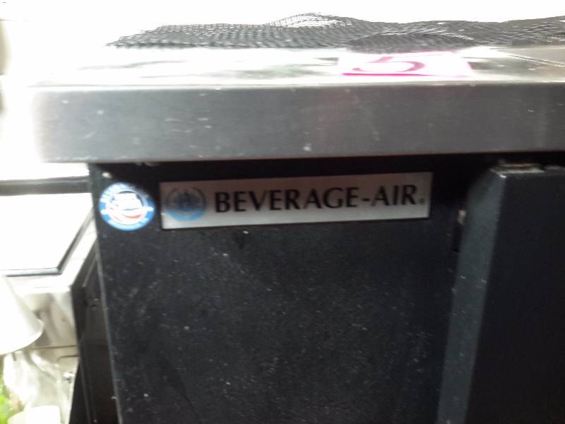 lot 5 image: Beverage Air, 4 spigot Beer Tap System with Refrigerated bottom.. Nothing inside included.. Works well.