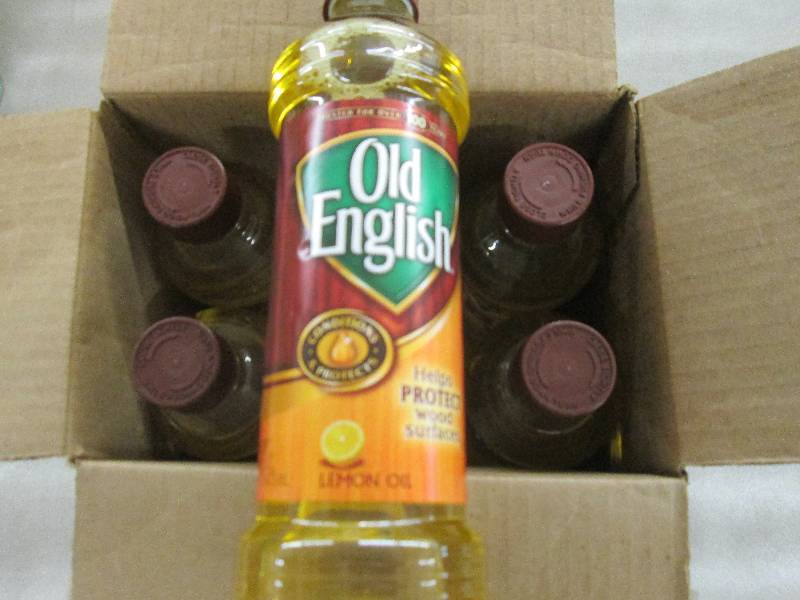 Lot of 5 16 oz Old English Wood Fu...