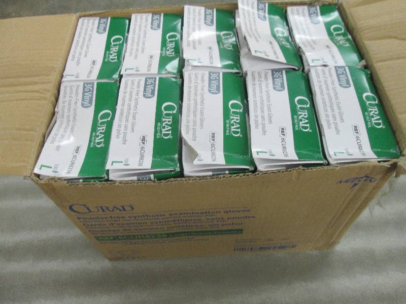 Case of 10 pkg Curad Large Vinyl Ex...