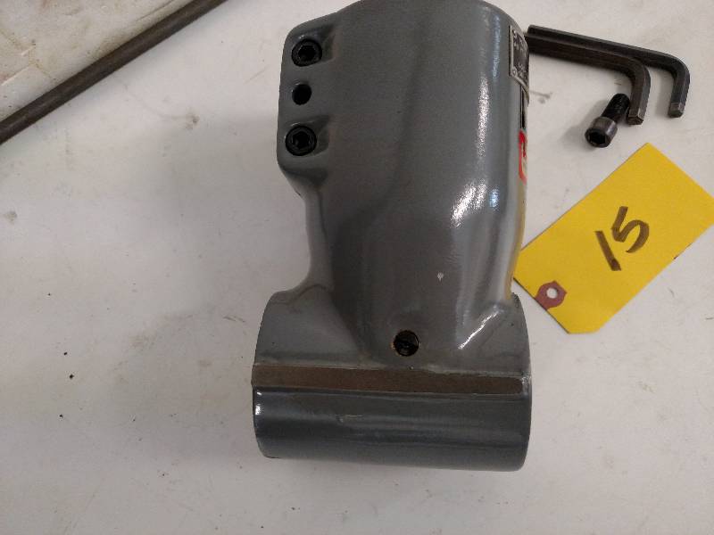 lot 15 image: Bridgeport 90 Degree Head with Long...