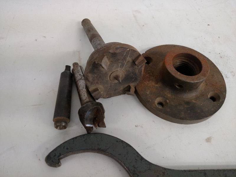 lot 68 image: Asstd Wood Lathe Tools & Misc. Tools...