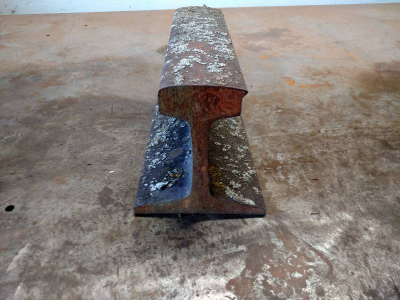 lot 123 image: 12 Rail Road Track Anvil...