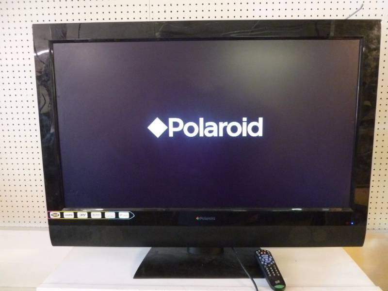 lot 2 image: Flat Screen T.V