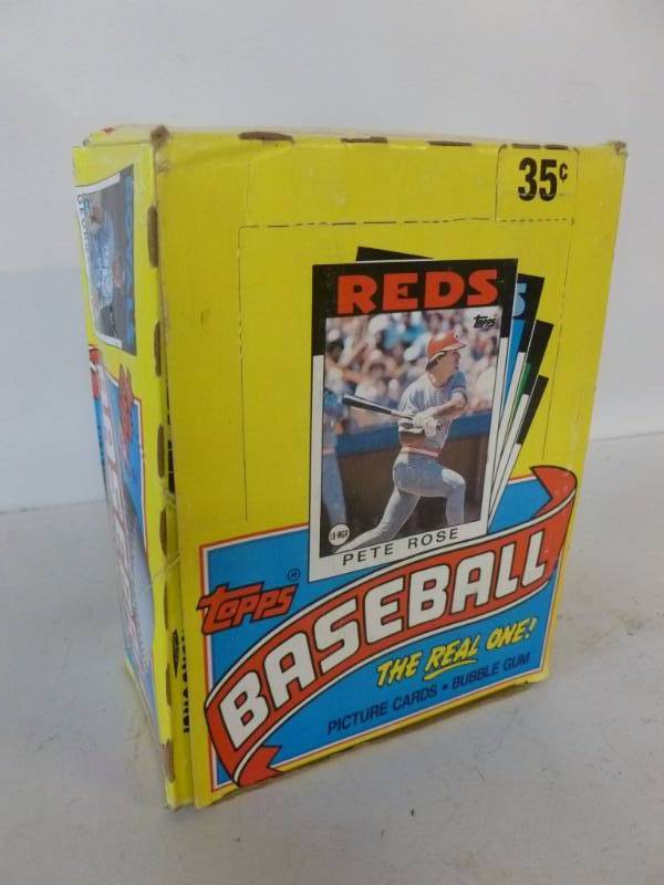 lot 35 image: Sports Cards
