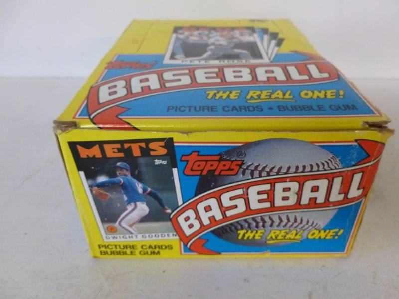 lot 36 image: Sports Cards