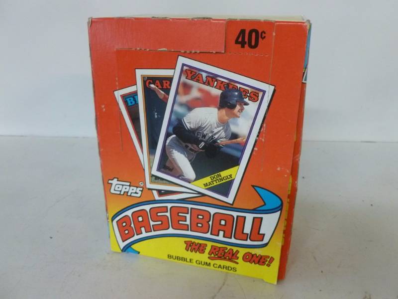 lot 41 image: Sports Cards