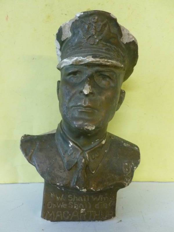lot 51 image: Vintage