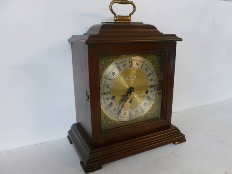 lot 53 image: Mantle Clock