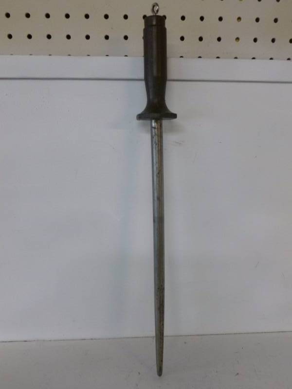 lot 81 image: Chicago Cutlery