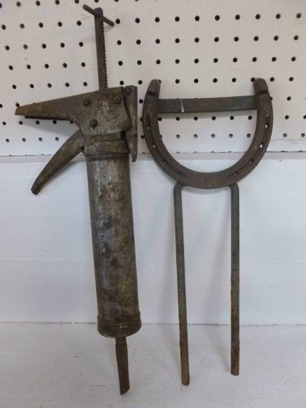 lot 94 image: Vintage Tools