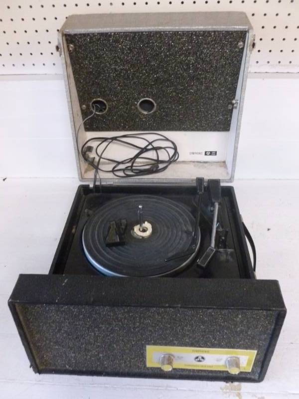 lot 96 image: Vintage Record Player