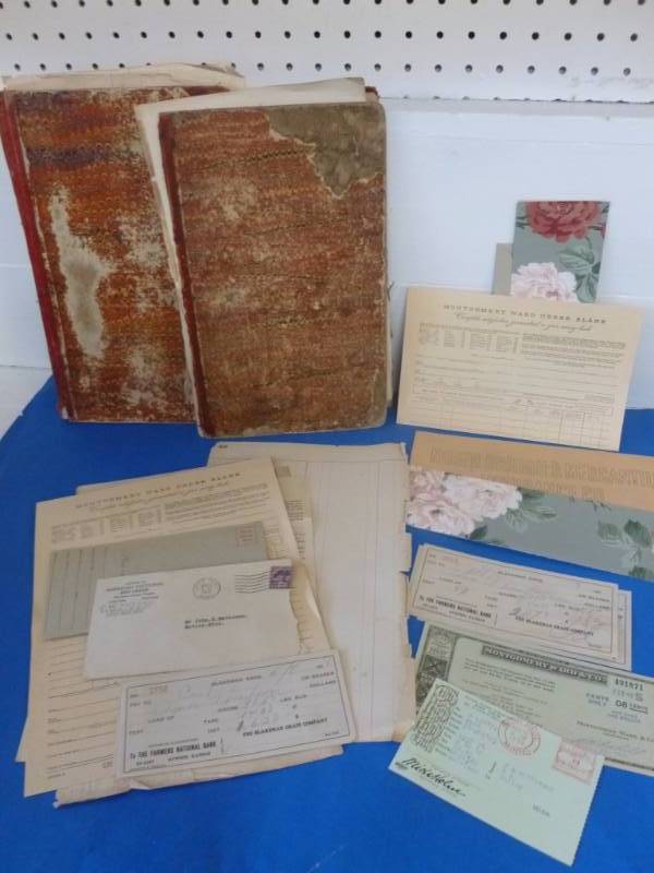 lot 105 image: Antique Paper Items
