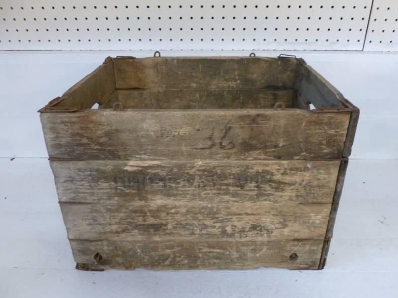 lot 111 image: Vintage Wooden Crate