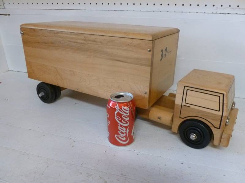 lot 141 image: Wooden Truck