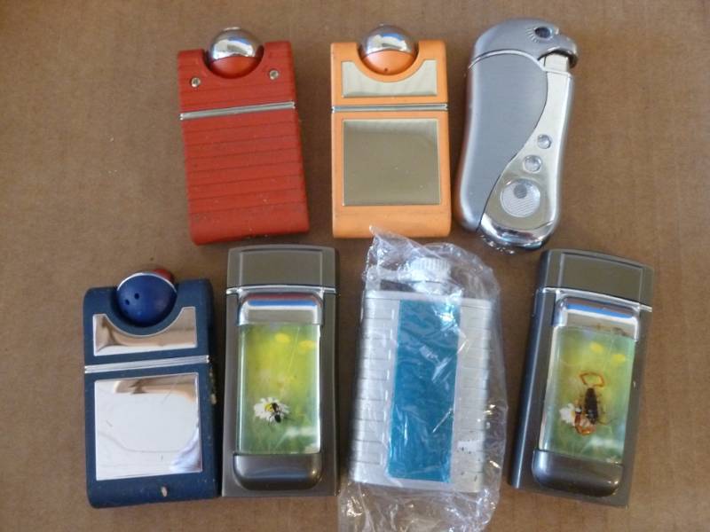 lot 150 image: Cigarette Lighters