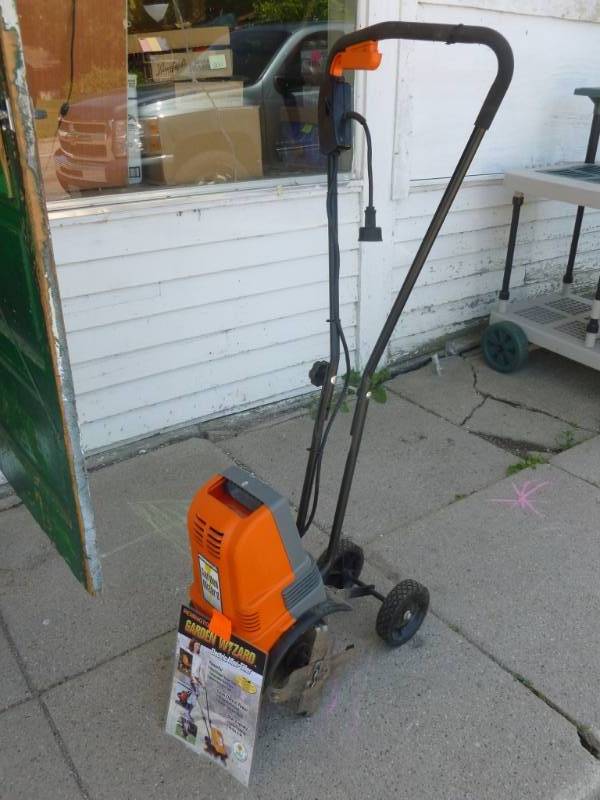 lot 151 image: Electric Tiller