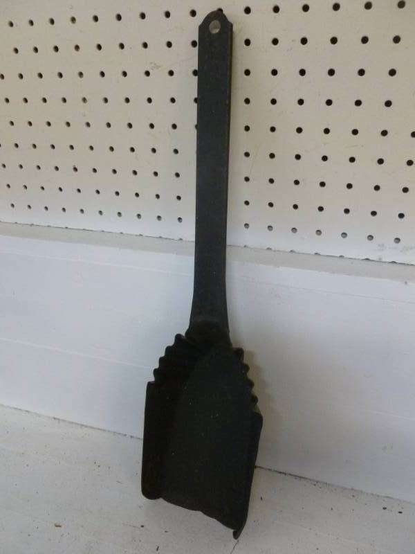 lot 161 image: Vintage Coal Shovel
