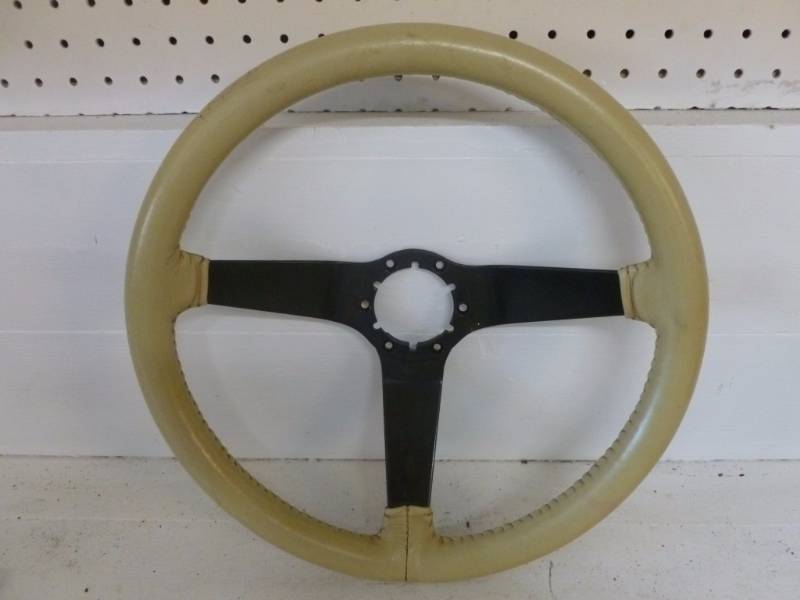 lot 165 image: Steering Wheel