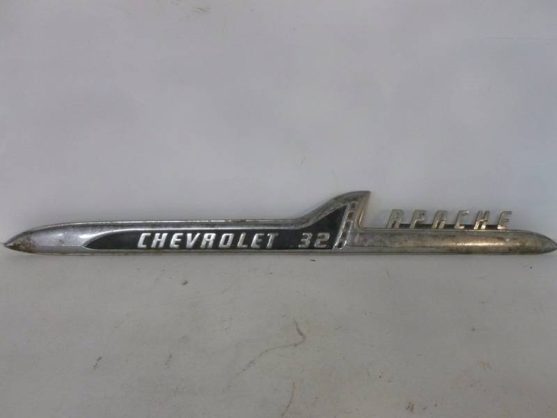lot 171 image: Vintage Car Part