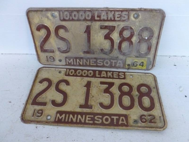 lot 177 image: Vintage License Plate