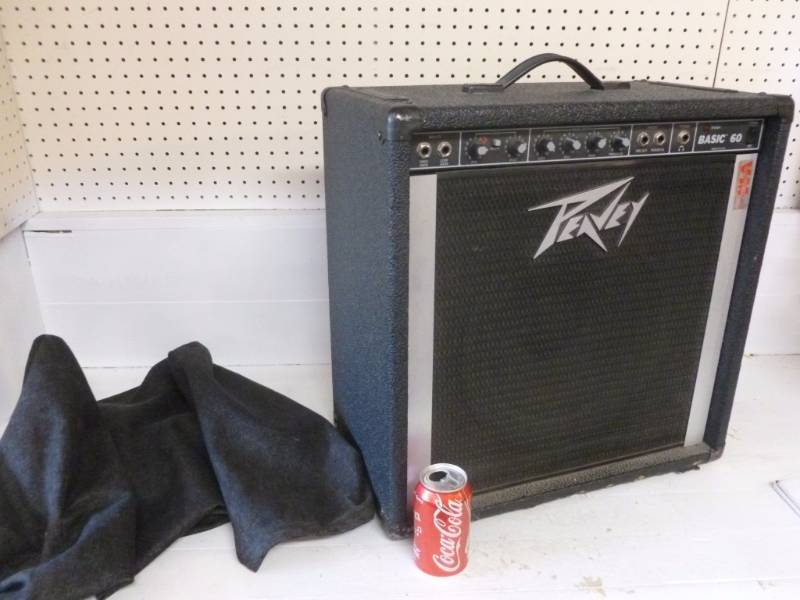 lot 202 image: Guitar Amp