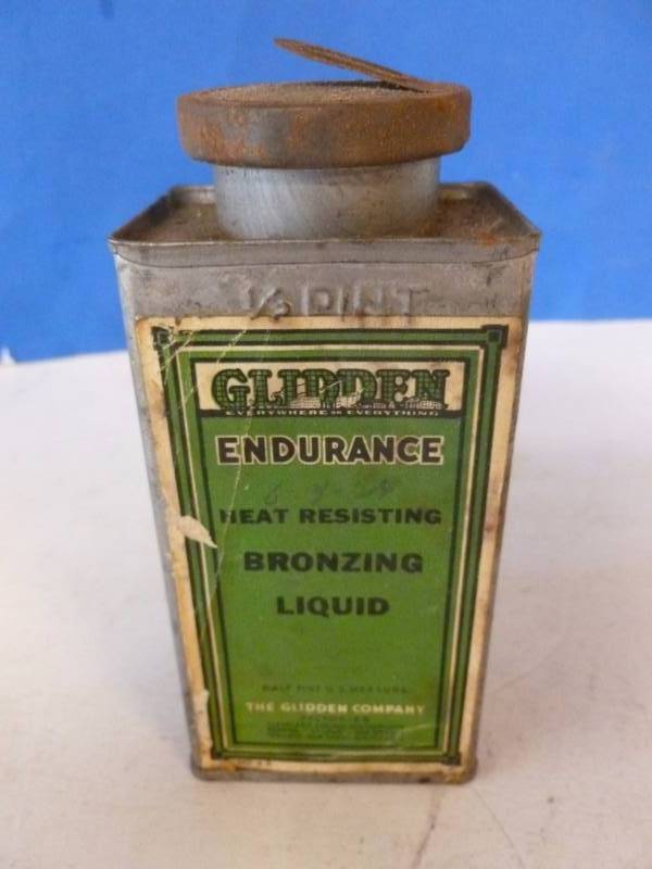 lot 256 image: Vintage Metal Container