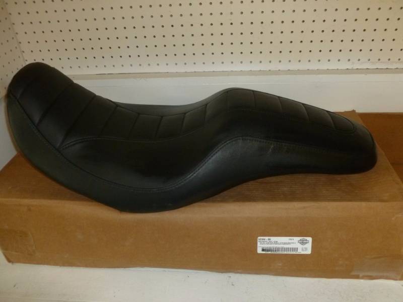 lot 282 image: New Harley Davidson Part