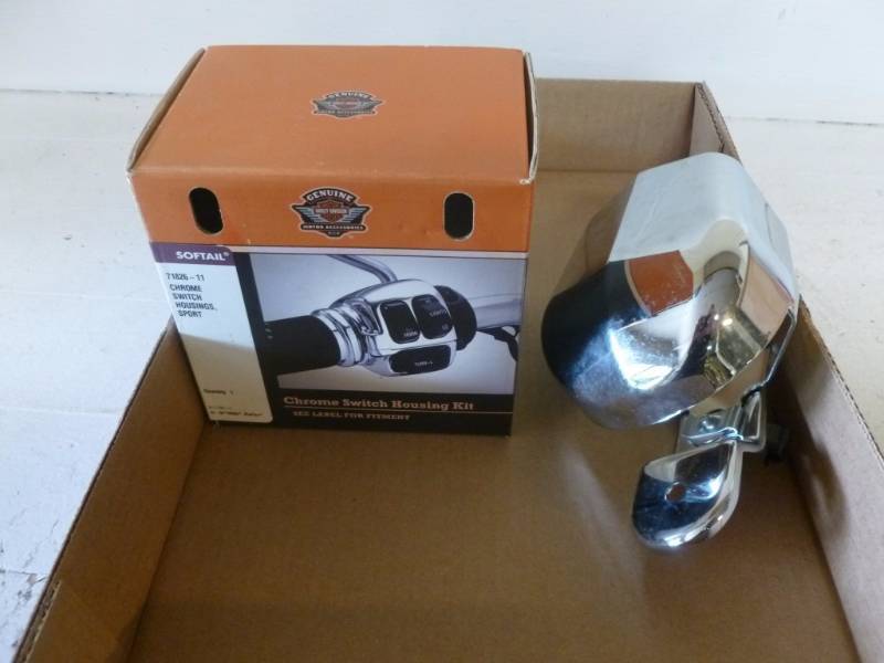 lot 289 image: Harley Davidson Parts