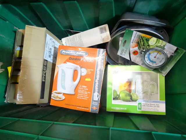 NEW ENTIRE BIN KITCHEN ITEMS � Cak...