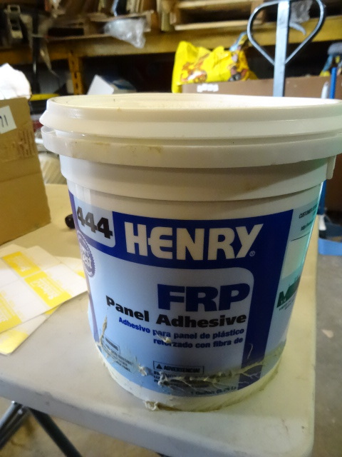 NEW Qty 4 gallons Henry 444 FRP Pan...